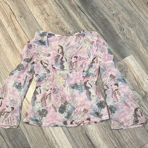 Chic Ruffle Blouse with Vintage Print - Pink